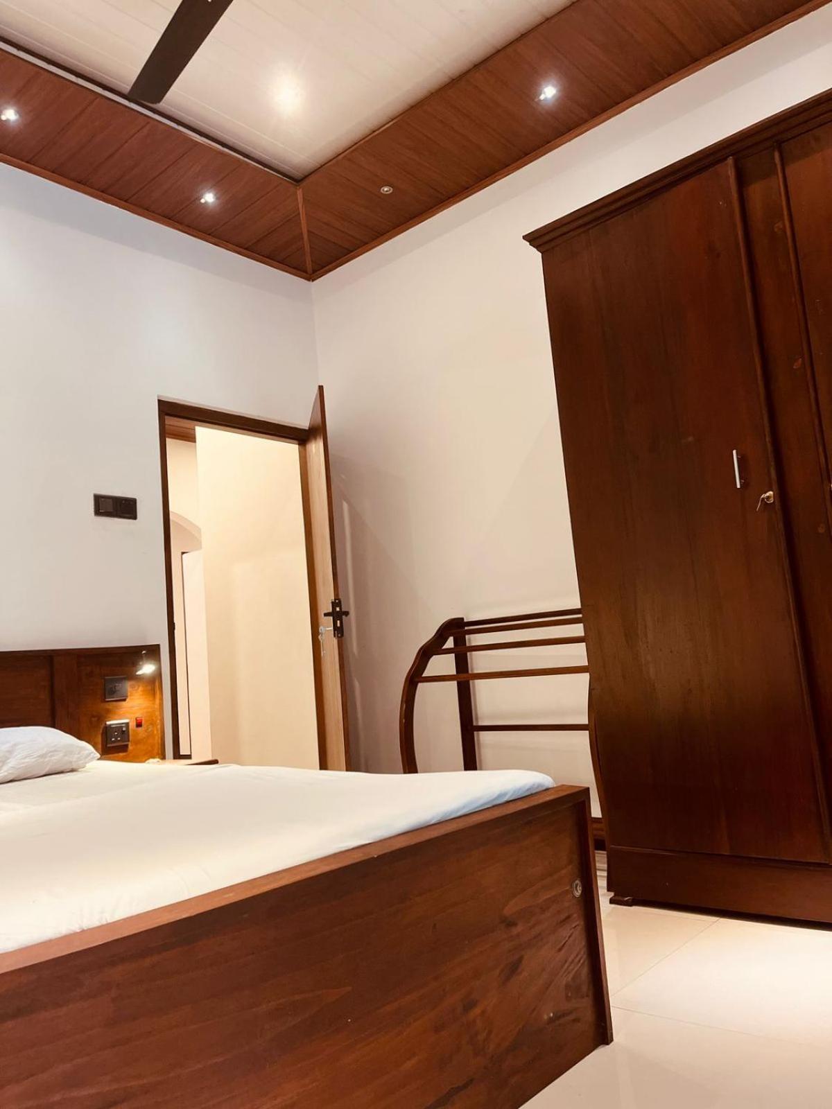 Susha 1ac Bedroom With 2non Ac Bedrooms